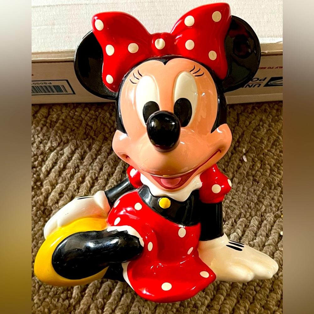 Disney Minnie Mouse Vintage Ceramic Piggy Bank